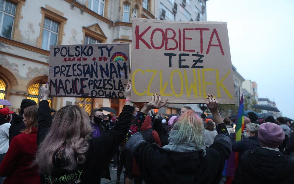 Legalna aborcja jest możliwa ze względu na zagrożenie zdrowia psychicznego kobiety