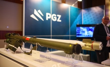 Przenośny przeciwlotniczy zestaw rakietowy (PPZR) Piorun na stoisku PGZ w ramach Warsaw Security For