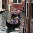 Wprowadzenie opłaty miałoby ograniczyć ruch w mieście. Wenecja dusi się od turystów