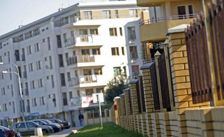 Samowolnie postawiony mur oporowy podlega rozbiórce