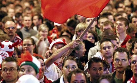 Złoty medal polskich siatkarzy dostarczył Polakom wielu radości. Ale ponad sukcesy sportowe cenimy t
