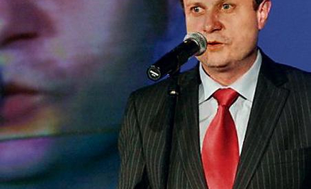 Surfujący szef Sopotu, który trafił na złą falę