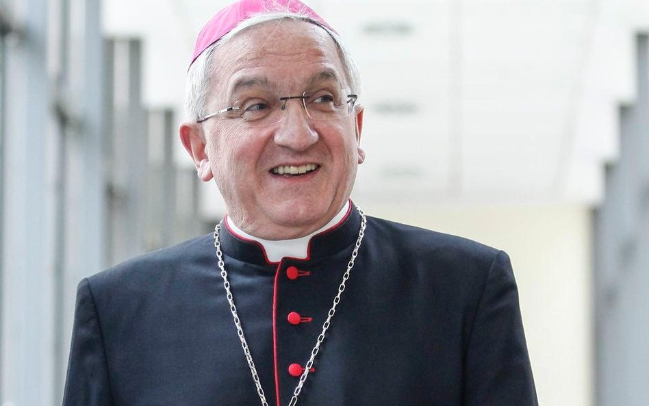 Abp Celestino Migliore w ciągu sześciu lat pracy w Polsce wymienił ordynariuszy w ponad połowie diec