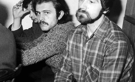 KOR u Kuronia, styczeń 1980, i Jarosław Kaczyński (z tyłu, z papierosem). Tak dojrzewała rewolucja