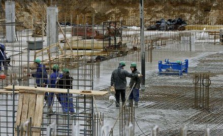 Łatwo stracić zdrowie na budowie