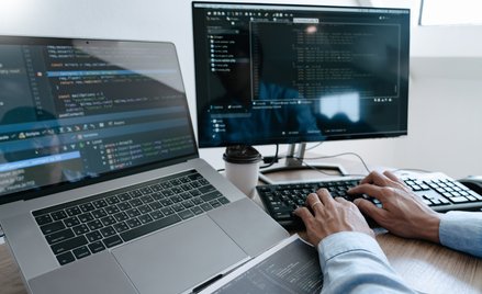 Czy to koniec eldorado w IT? Spółki toną w długach