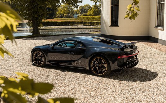 Bugatti Chiron L'Ébé