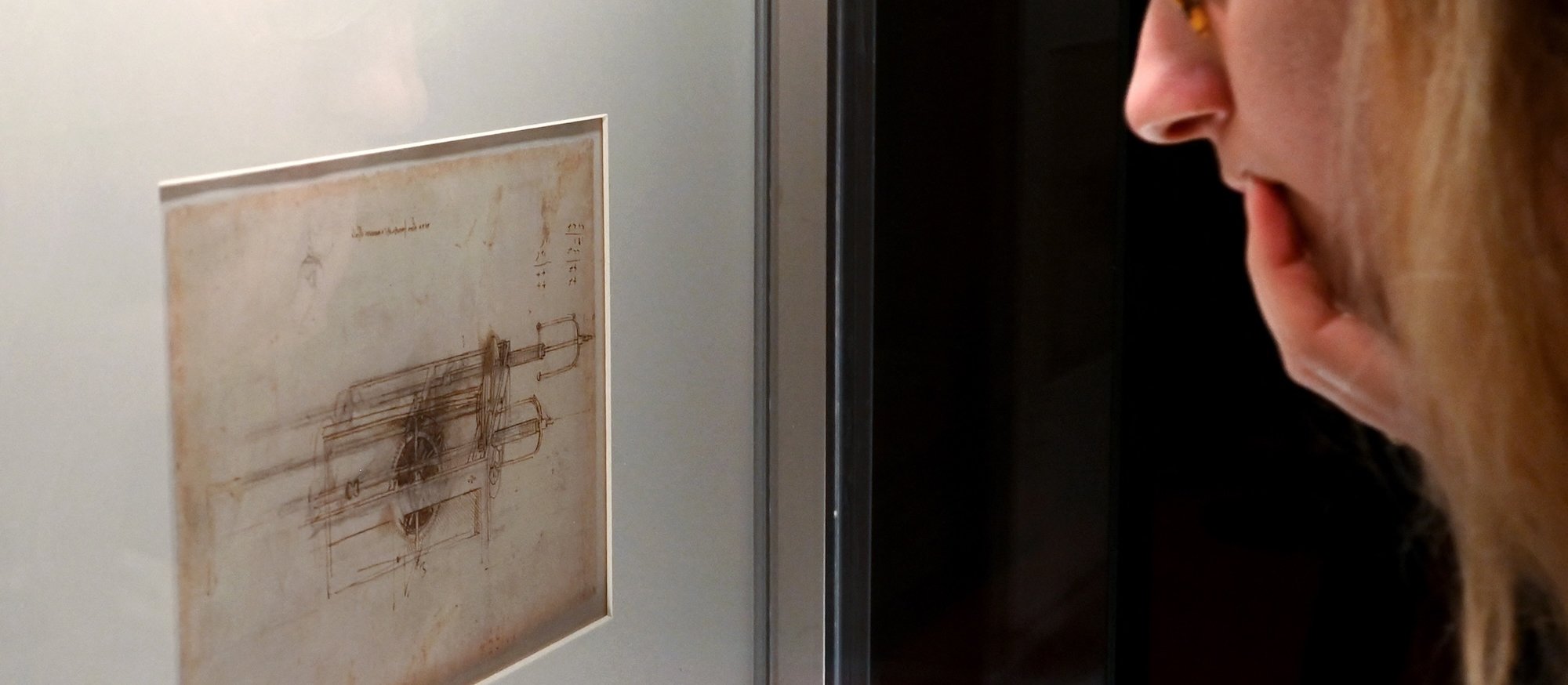 Notatnik Leonarda da Vinci uratowany po 400 latach. Naprawili zniszczenia wandala