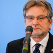 Główny inspektor sanitarny: Sklepy będą miały obowiązek wymagania maseczek