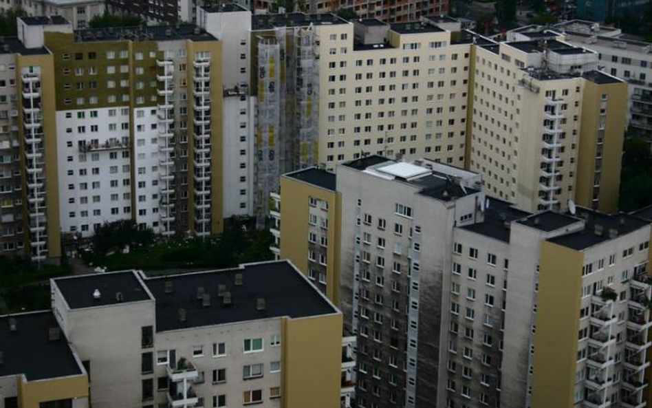 Na kim ciąży podatek od nieruchomości