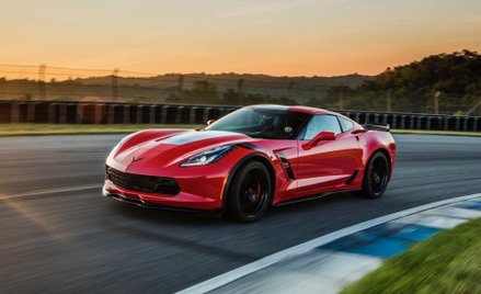 Koniec sprzedaży w Europie Corvetty i Camaro