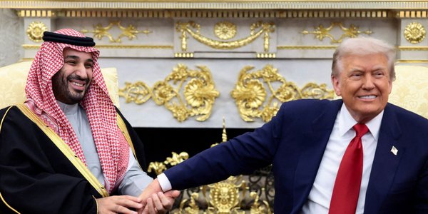 AP: Kraje Zatoki Perskiej chcą, by Donald Trump przez cały czas walczył z Iranem