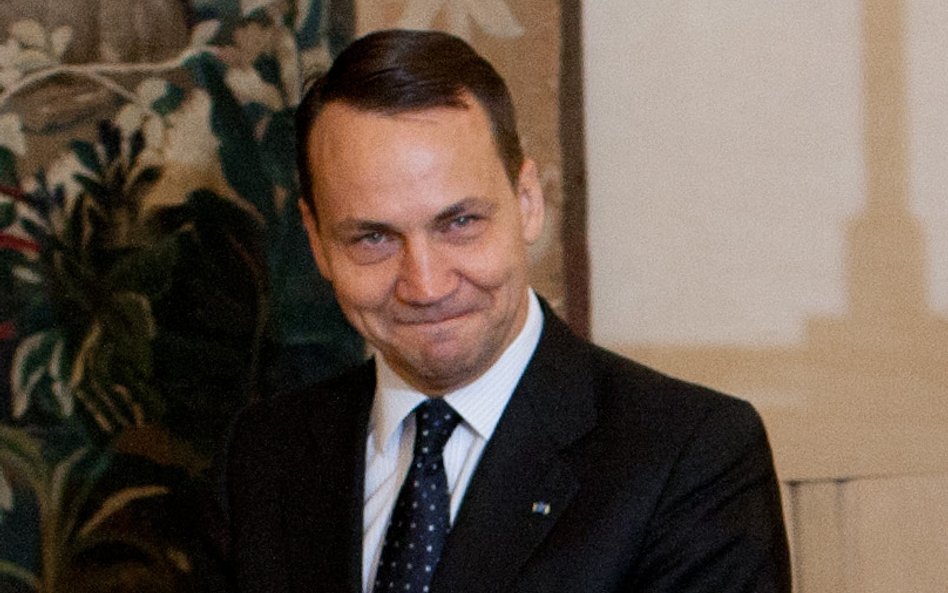 Radosław Sikorski „bohaterem dnia" - blogerzy komentują