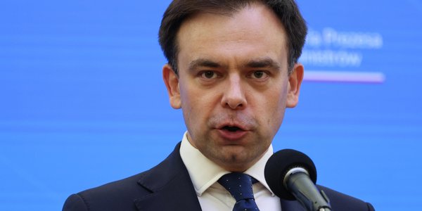 Domański: zmiany w SENT dla odzieży i obuwia będzie obowiązywał tylko podczas przywozu do Polski i tranzytu