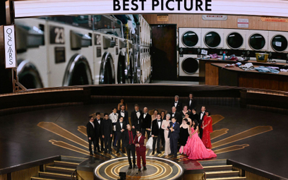 Film "Wszystko wszędzie naraz" zdobył najbardziej prestiżową statuetkę podczas tegorocznych Oscarów