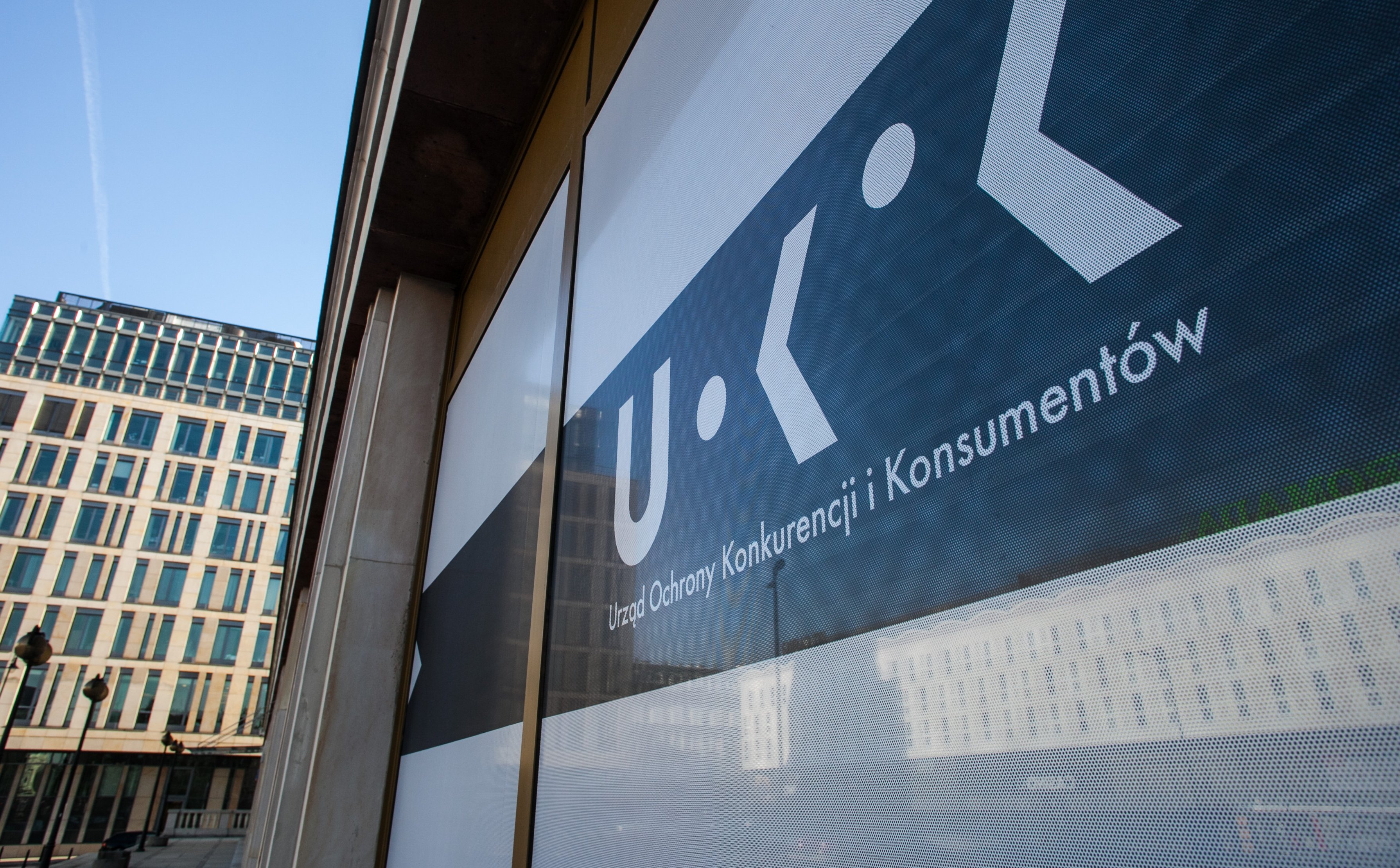 UOKiK stawia zarzuty serwisowi Supergrosz. „Pułapka skomplikowanej procedury prawnej”