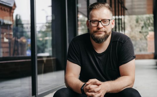 "Damian Piwowar, dyrektor zarządzający Merserwis"