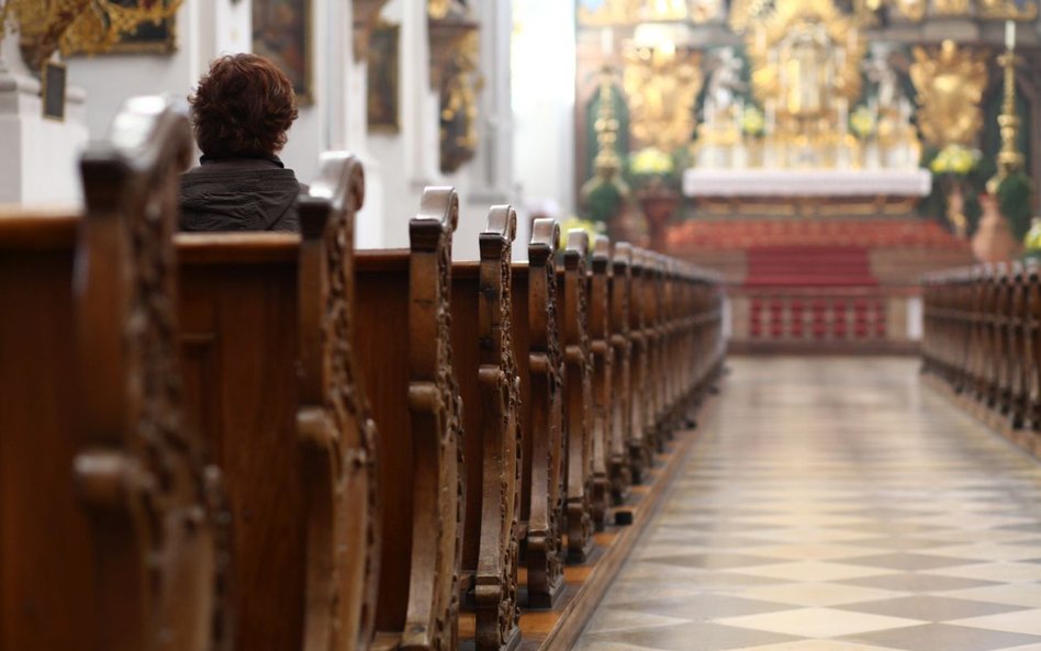 Darowizna na kościół z pełną ulgą w PIT. Ile można zaoszczędzić na podatku