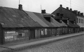 Kolejowa 23 przed 1939 rokiem. Wszystkie te zabudowania spłonęły w Powstaniu Warszawskim. Dziś to ok