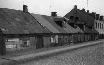 Kolejowa 23 przed 1939 rokiem. Wszystkie te zabudowania spłonęły w Powstaniu Warszawskim. Dziś to ok