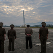 Kim Dzong Un obserwuje próbę rakietową