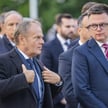 Nawet jeśli historia z zapisaniem Szymona Hołowni do Collegium Humanum jest polityczną intrygą wewną