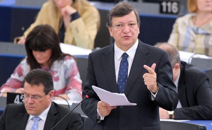 Eurodeputowani popierają internautów i chcą odrzucenia ACTA