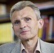 „Zdecydowanych zwolenników Trzaskowskiego i Dudy jest mniej, niż wskazują wyniki”.
