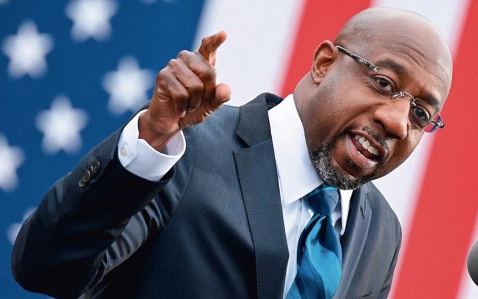 Pastor Raphael Warnock został pierwszym czarnym senatorem z Georgii