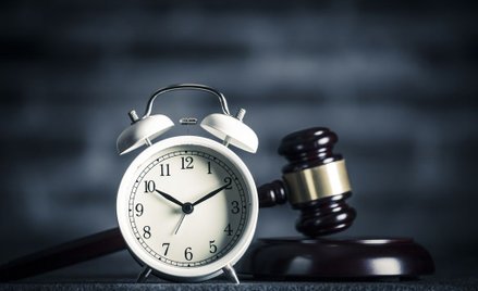 Postępowania w sprawie upadłości konsumenckiej: ma być krócej i szybciej, nawet o połowę