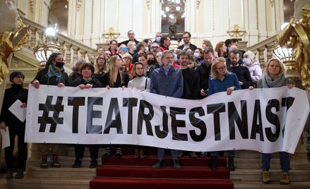 Dyrektor naczelny i artystyczny Teatru im. Juliusza Słowackiego w Krakowie Krzysztof Głuchowski (w ś