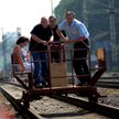 Bogaci prezesi, biedni kolejarze, zdenerwowani pasażerowie