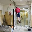 Montaż towarów przez producenta to dostawa czy usługa?