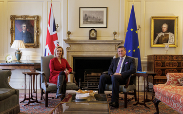 Trzecie spotkanie UE-Wlk. Brytania bez rezultatu, dalsze intensywne rozmowy