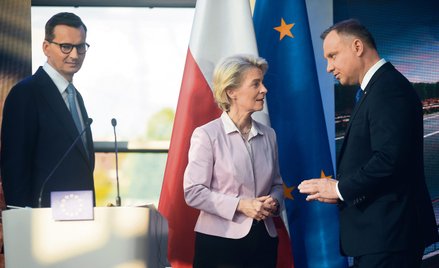 Wydawało się, że szefowa Komisji Europejskiej Ursula von der Leyen (na zdjęciu podczas wizyty w Pols