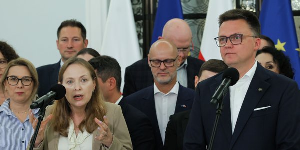 Эстера Флигер: Не каждый герой носит плащ. Польша 2050 спасает нас от онлайн-выборов