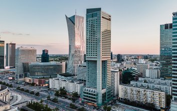 Rejon ulicy Złotej i Zgoda to jedna z miejskich wysp ciepła w stolicy