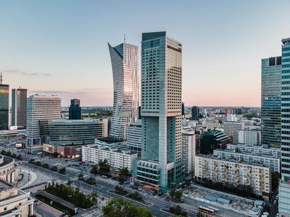Rejon ulicy Złotej i Zgoda to jedna z miejskich wysp ciepła w stolicy