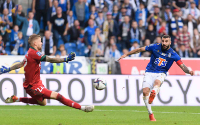 Lech Poznań strzela czwartego gola w meczu ze Śląskiem Wrocław