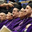 Rząd nie zrezygnował z zapisów, które pozwalają uczelniom rozstawać się z wykładowcami w wieku emery