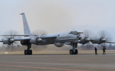 Eksplozje na rosyjskich lotniskach. Nieoficjalnie: Na bombowce Tu-95 spadł dron