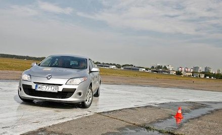 Urządzenie pozwoli zdalnie zatrzymać jadący samochód.