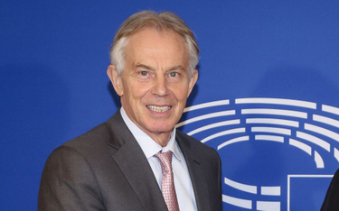 Tony Blair: Corbyn i May popełniają ten sam błąd ws. brexitu