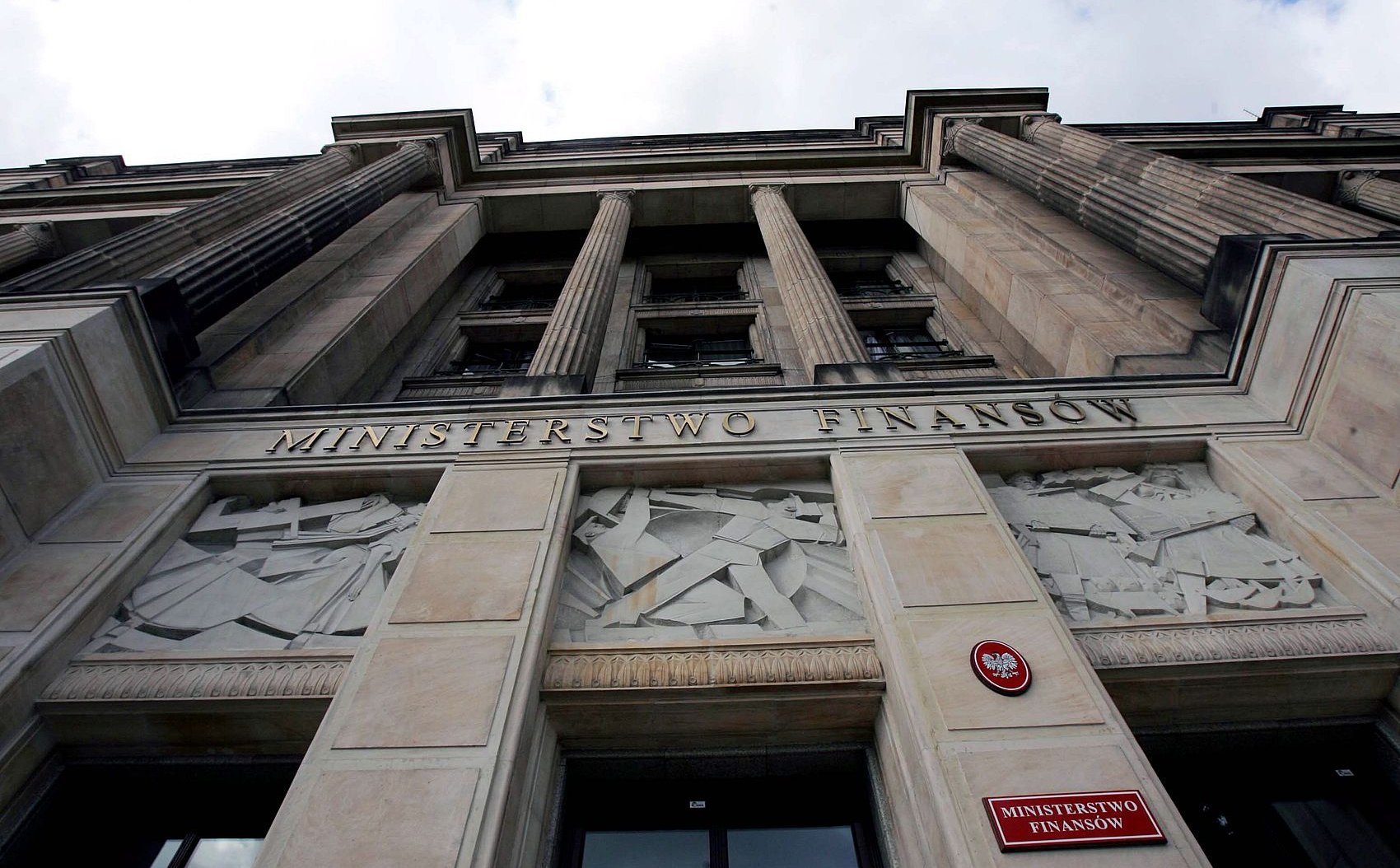 Nowe faktury w różnych urzędach prawie jak po staremu. Wyjaśnienia MF