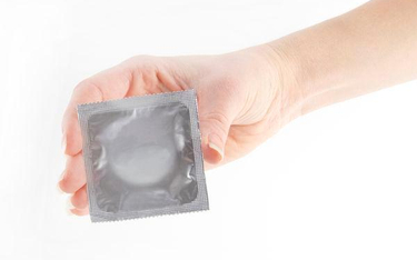 Reklama prezerwatyw powinna być emitowana dopiero po blokach reklamowych dla dzieci