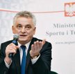 Mirosław Drzewiecki w latach 2007-2009 był ministrem sportu. Podał się do dymisji w związku z tzw. a