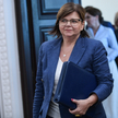 Minister zdrowia Izabela Leszczyna przed posiedzeniem rządu w KPRM w Warszawie, 30 lipca 2024 r.