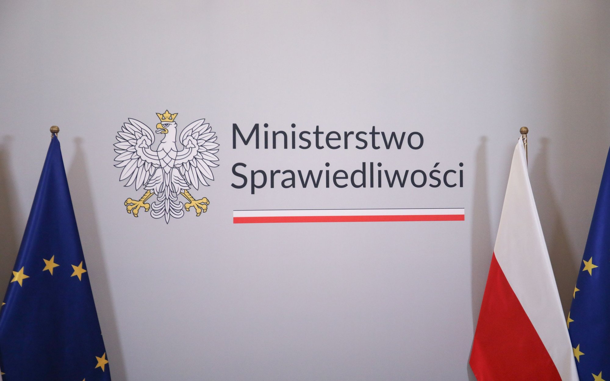Mniej sędziów delegowanych do resortu Waldemara Żurka. Rekordziści tkwią na delegacji ponad 20 lat
