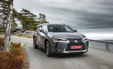 Ceny | Lexus UX: W przedsprzedaży znacznie taniej