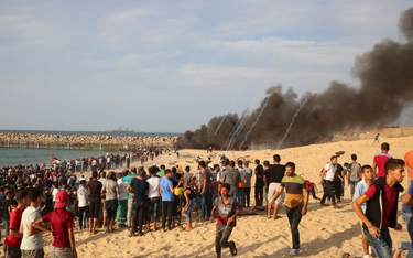 Strefa Gazy: Izraelski myśliwiec ostrzelał latawce